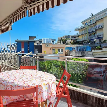 شقة Casa Egle By Quokka 360 - With Garden & Parking Above